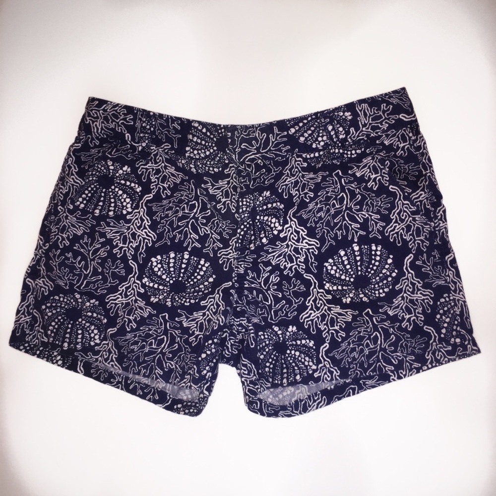 fun and beachy navy coral shorts with pockets